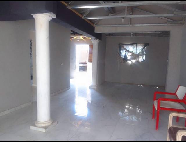 2 BEDROOM HOUSE FOR SALE IN LEHAE